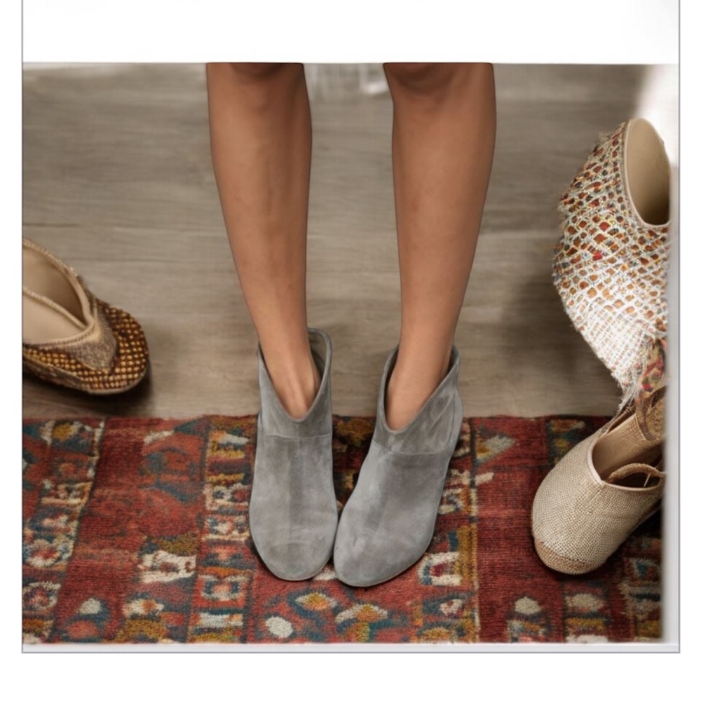 Marc Fisher Frankie Suede Bootie-Grey-Sz 7- EUC- No Flaws 🩶😍​